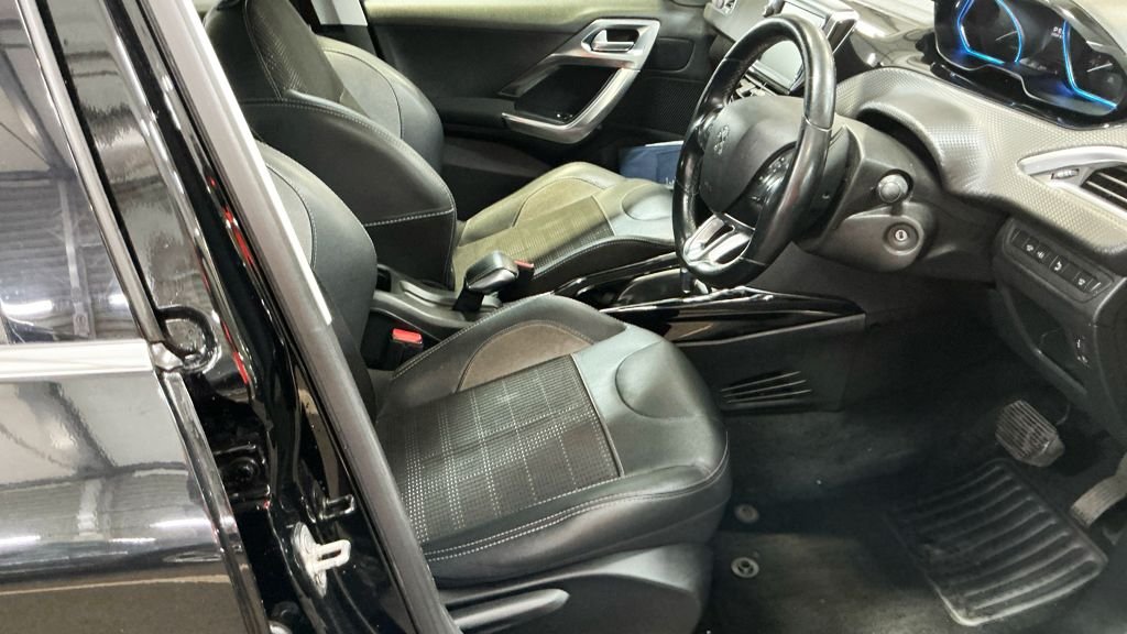 Used Peugeot 2008 2019 for sale - 77654860: Photo 11