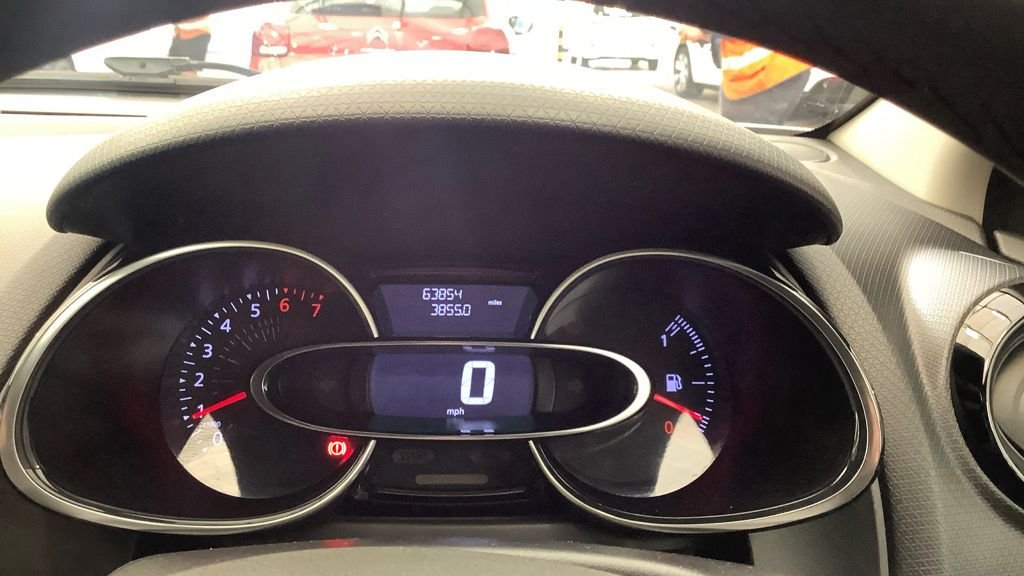 Used Renault Clio 2019 for sale - 77806499: Photo 11