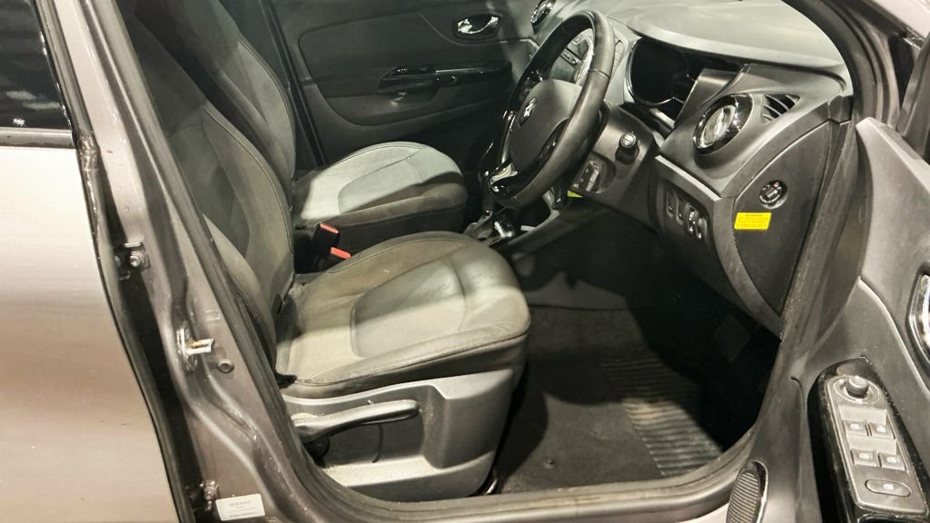 Used Renault Captur 2015 for sale - 77383979: Photo 12