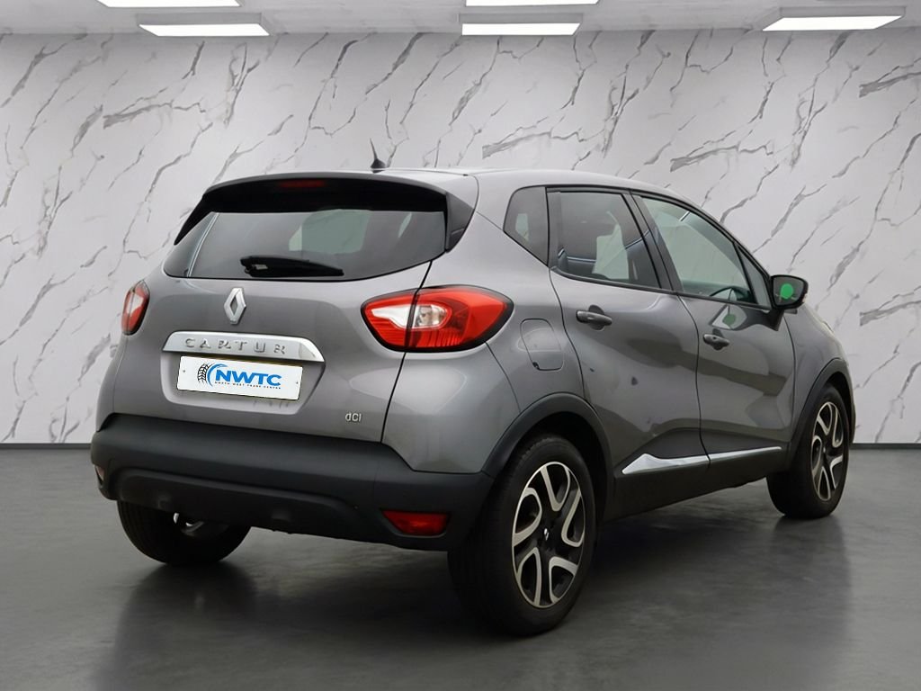 Used Renault Captur 2015 for sale - 77383979: Photo 6