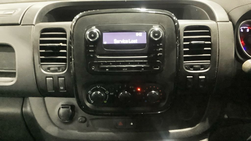 Used Vauxhall Vivaro 2019 for sale - 77302823: Photo 10
