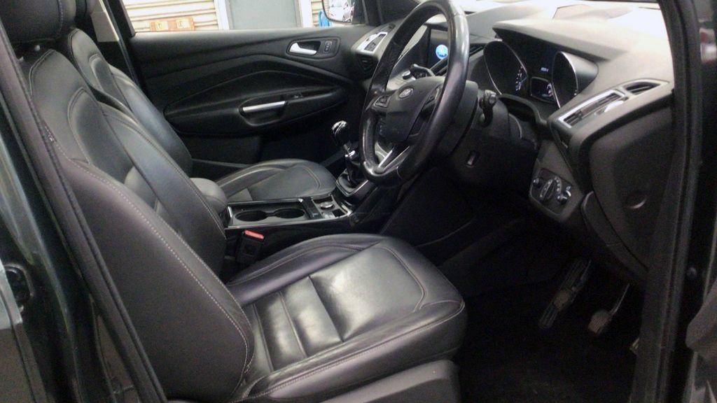 Used Ford Kuga 2016 for sale - 77952683: Photo 10