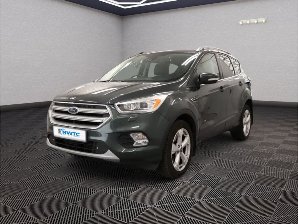 Used Ford Kuga 2016 for sale - 77952683: Photo 2