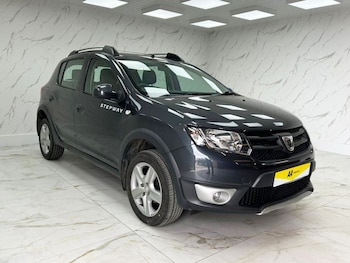 Used Dacia Sandero Stepway 2016 for sale - 76386033: Photo