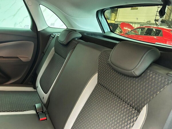Used Vauxhall Crossland X 2018 for sale - 75487455: Photo 18