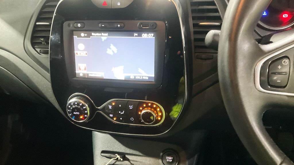 Used Renault Captur 2019 for sale - 77356584: Photo 10