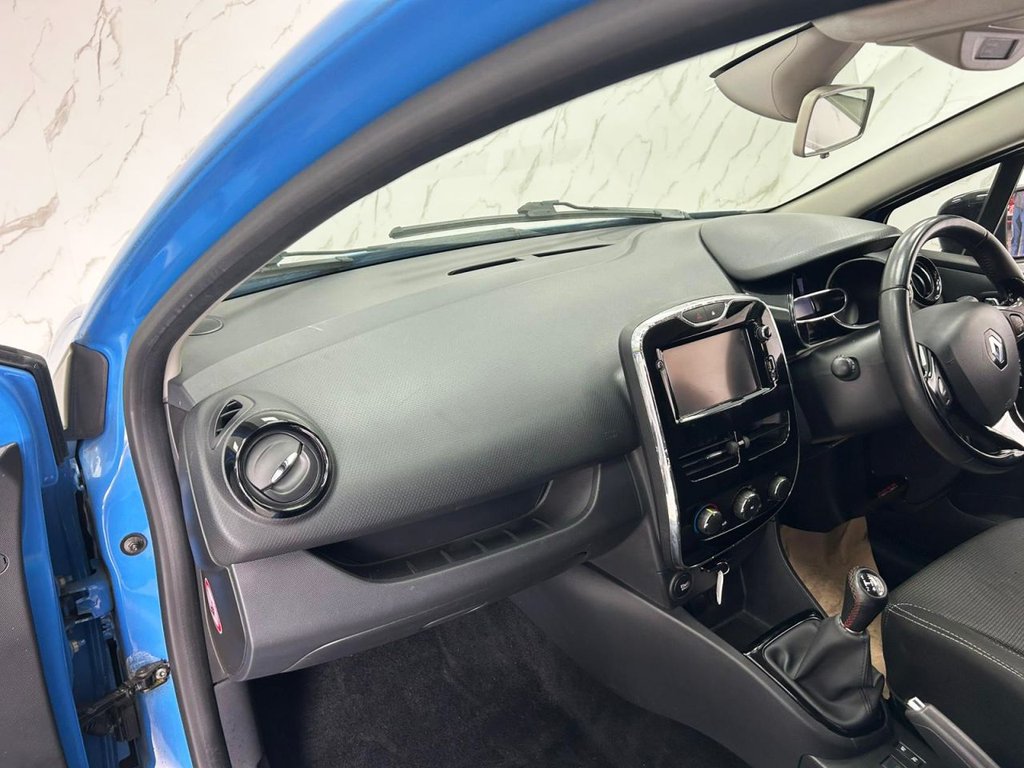 Used Renault Clio 2013 for sale - 76454205: Photo 12