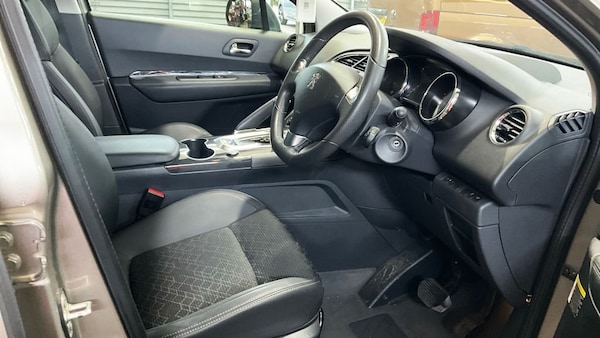 Used Peugeot 3008 2016 for sale - 76304188: Photo 11