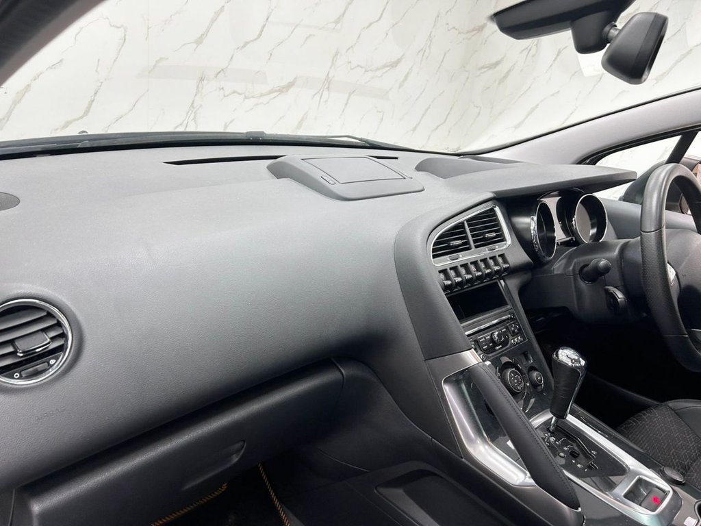 Used Peugeot 3008 2016 for sale - 76304188: Photo 14