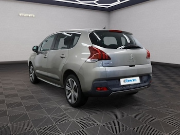 Used Peugeot 3008 2016 for sale - 76304188: Photo 4
