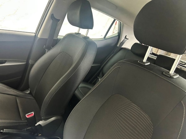Used Hyundai i10 2018 for sale - 75585585: Photo 11