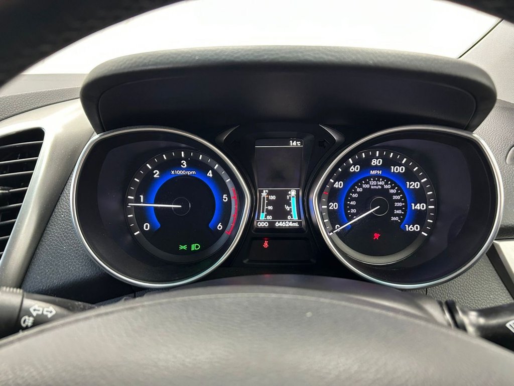 Used Hyundai i30 2016 for sale - 76304103: Photo 10