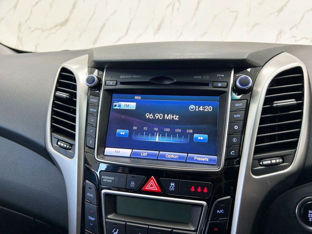 Used Hyundai i30 2016 for sale - 76304103: Photo 11