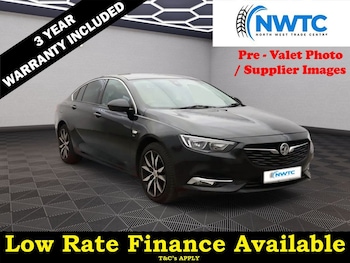 Vauxhall - Insignia