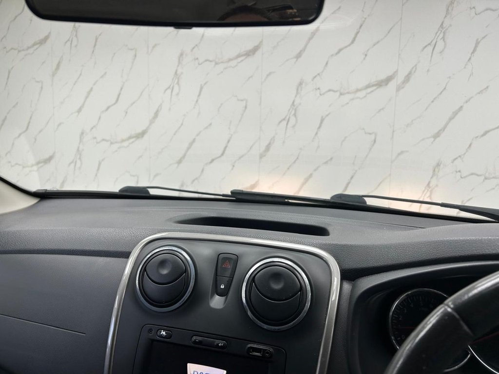 Used Dacia Sandero Stepway 2014 for sale - 77642363: Photo 14