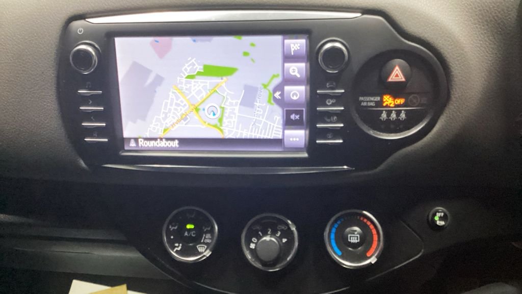 Used Toyota Yaris 2017 for sale - 77436755: Photo 10