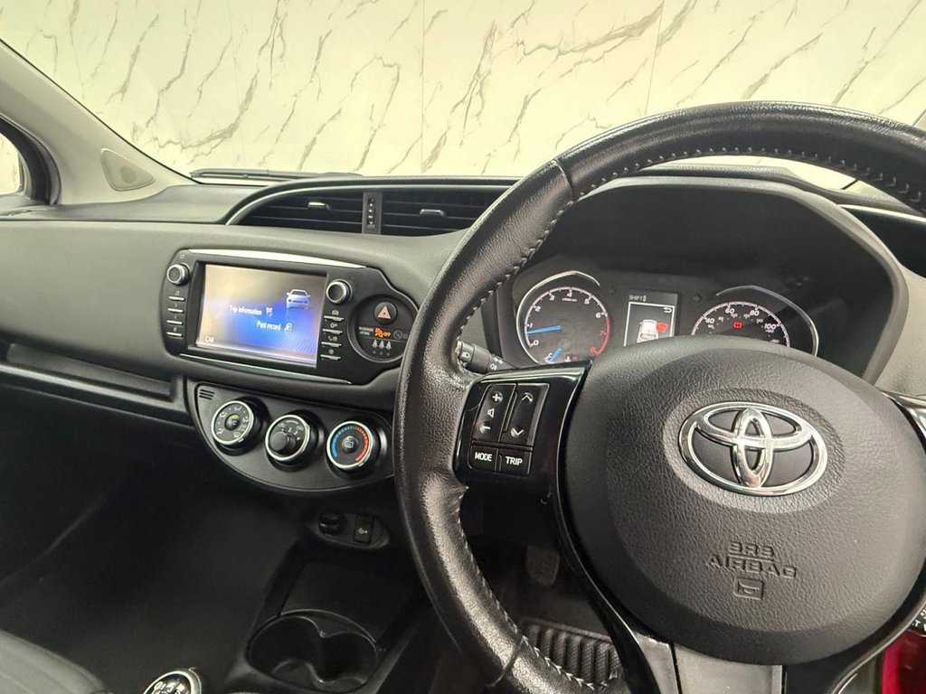 Used Toyota Yaris 2017 for sale - 77436755: Photo 17