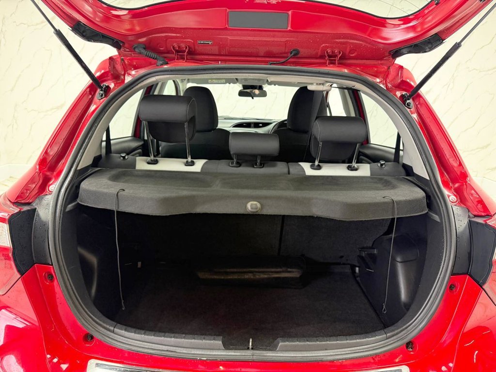 Used Toyota Yaris 2017 for sale - 77436755: Photo 21