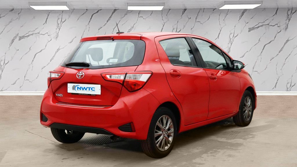 Used Toyota Yaris 2017 for sale - 77436755: Photo 6