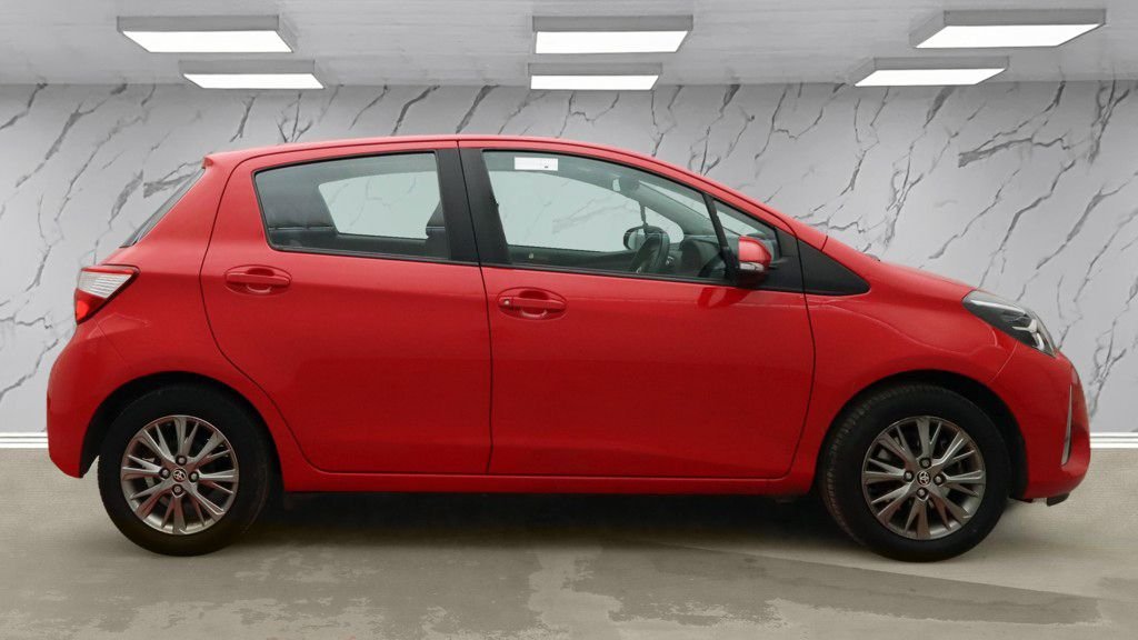 Used Toyota Yaris 2017 for sale - 77436755: Photo 7