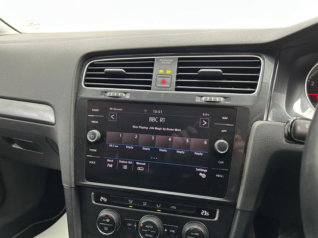 Used Volkswagen Golf 2018 for sale - 76821024: Photo 14