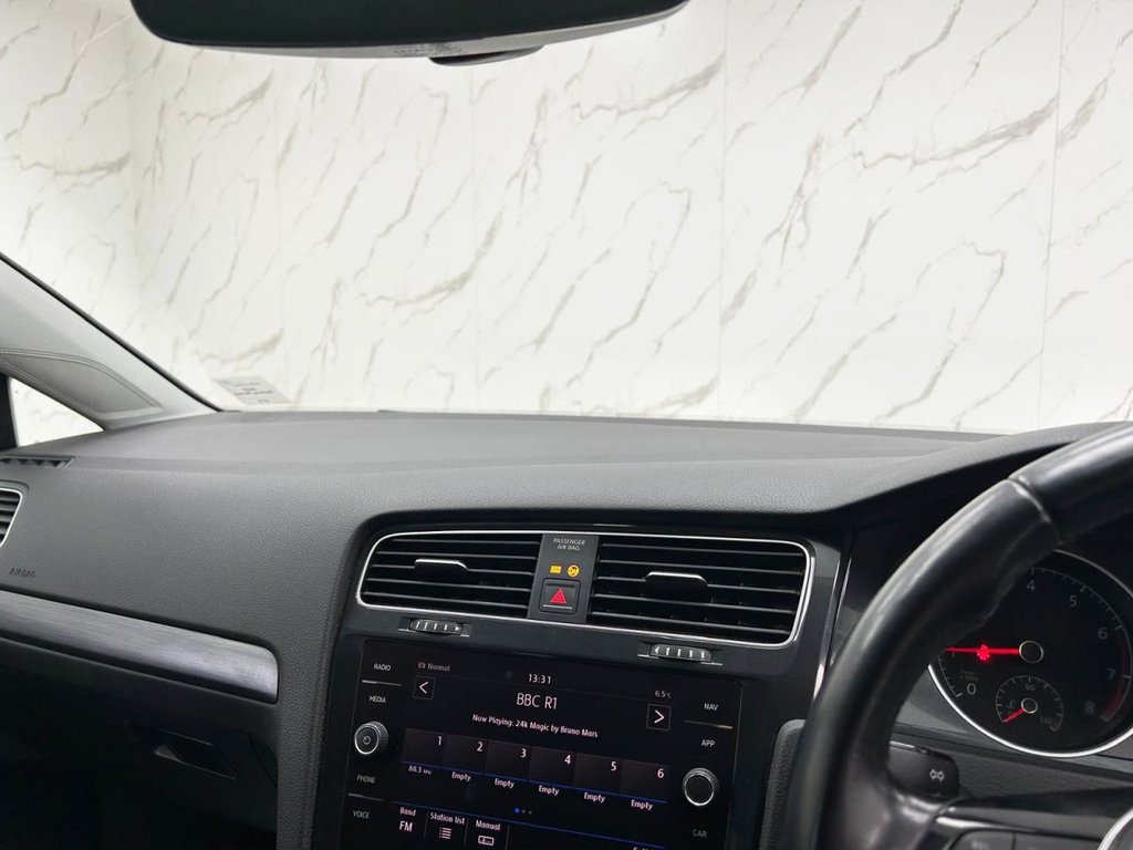 Used Volkswagen Golf 2018 for sale - 76821024: Photo 15