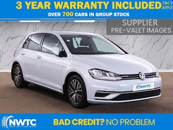 Used Volkswagen Golf 2018 for sale - 76821024: Photo