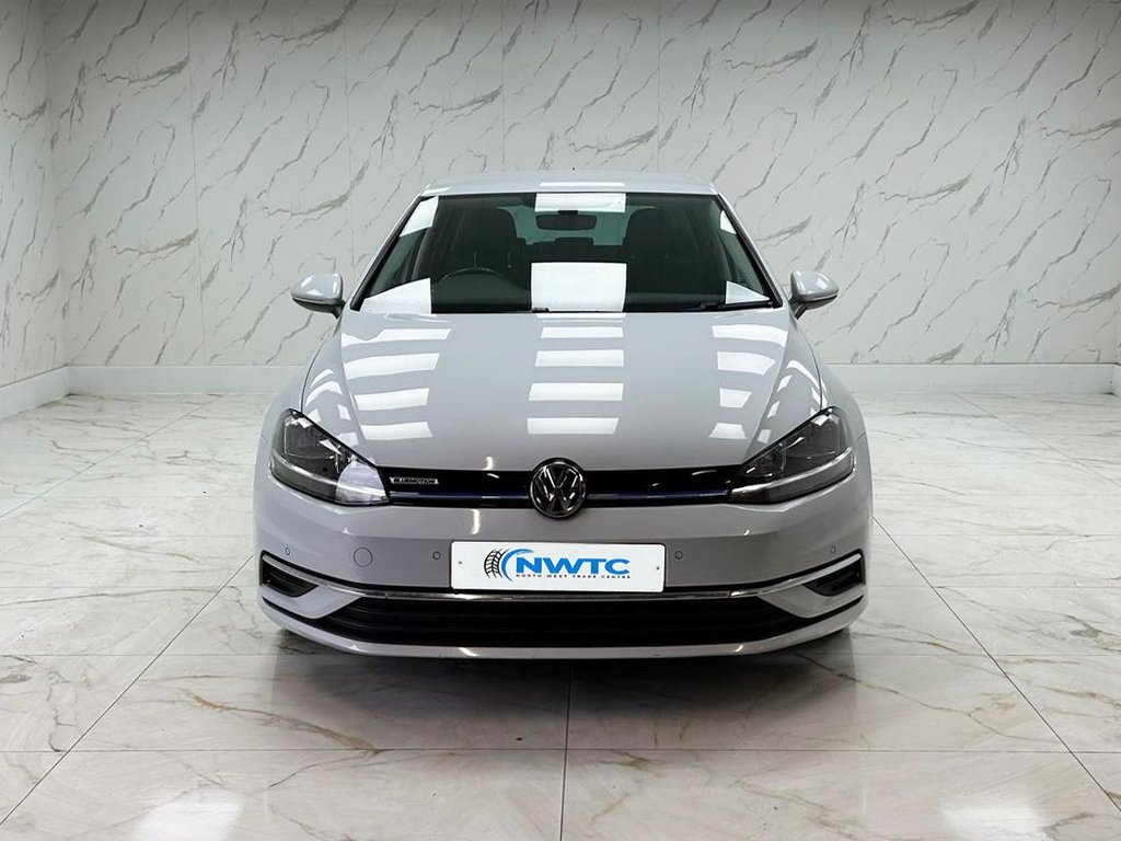 Used Volkswagen Golf 2018 for sale - 76821024: Photo 3