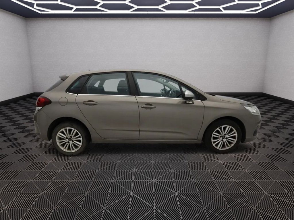 Used Citroen C4 2016 for sale - 76323456: Photo 6