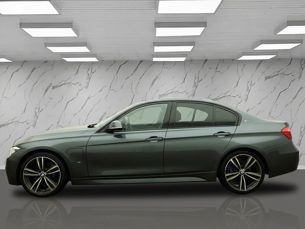 Used BMW 3 Series 2017 for sale - 77302633: Photo 8