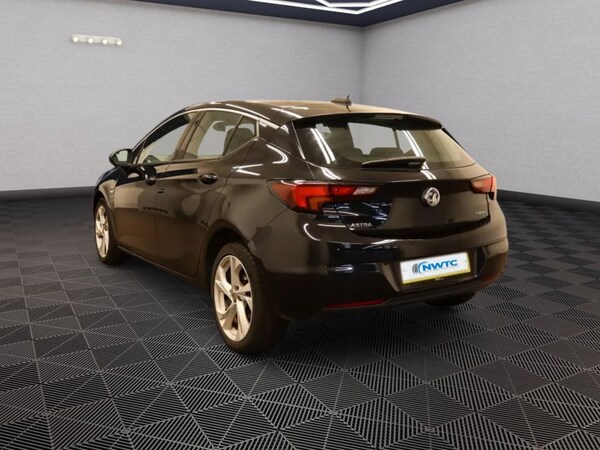 Used Vauxhall Astra 2017 for sale - 76106006: Photo 3