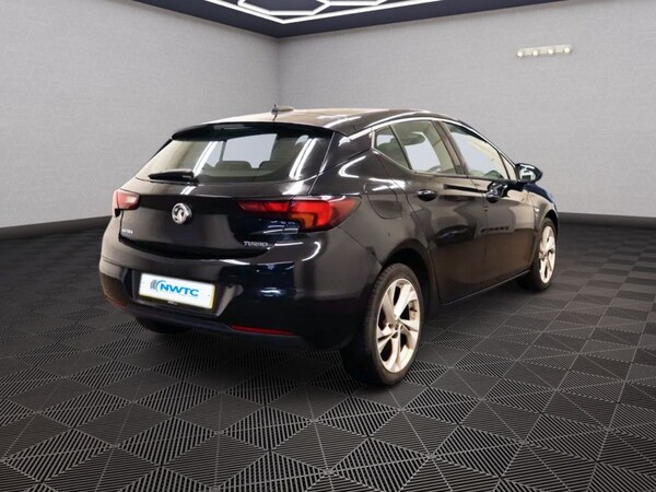 Used Vauxhall Astra 2017 for sale - 76106006: Photo 4