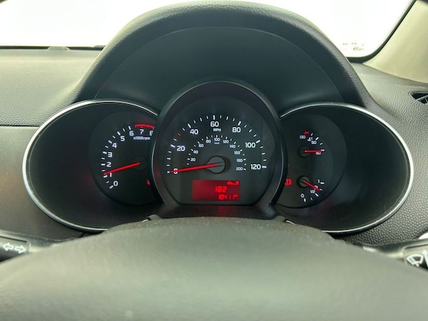 Used Kia Picanto 2015 for sale - 74647777: Photo 15