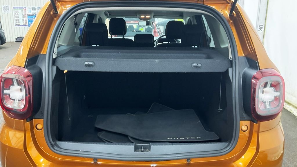 Used Dacia Duster 2018 for sale - 76792277: Photo 11