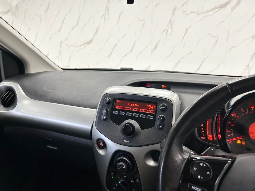 Used Toyota AYGO 2016 for sale - 76686450: Photo 15