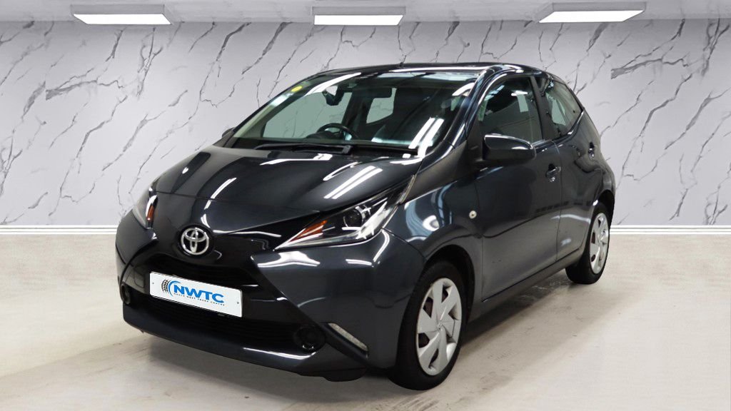 Used Toyota AYGO 2016 for sale - 76686450: Photo 2