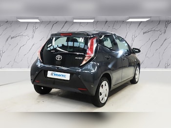 Used Toyota AYGO 2016 for sale - 76686450: Photo