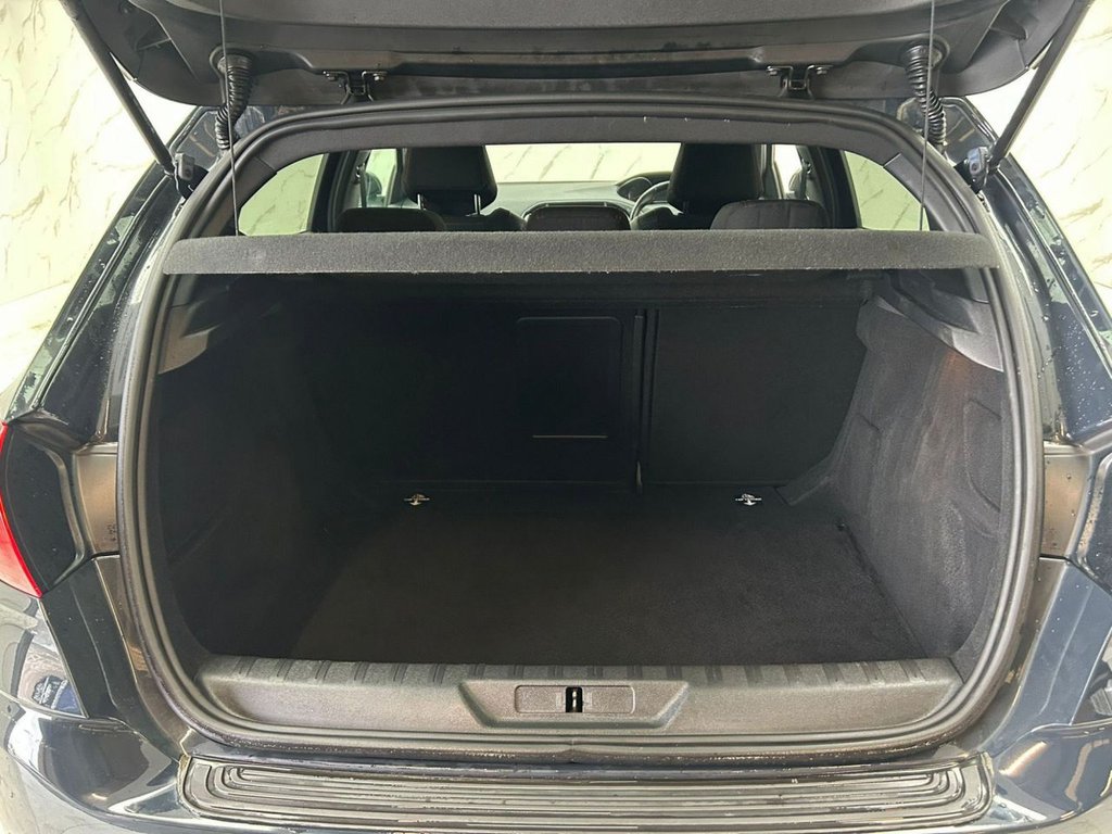 Used Peugeot 308 2018 for sale - 76173063: Photo 20