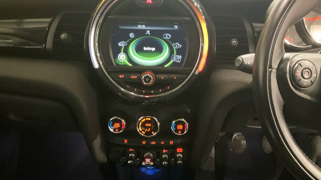 Used MINI Hatch 2017 for sale - 77356358: Photo 11