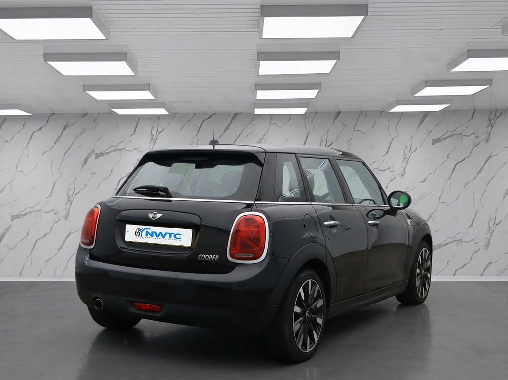 Used MINI Hatch 2017 for sale - 77356358: Photo 6