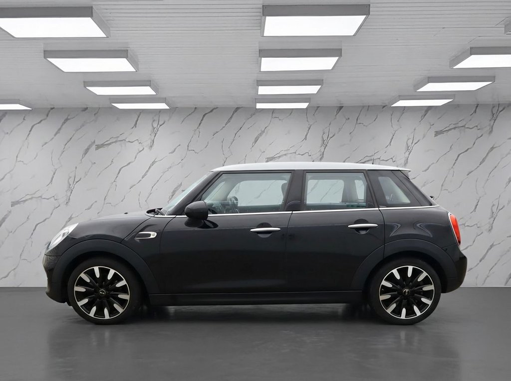 Used MINI Hatch 2017 for sale - 77356358: Photo 8