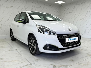 Used Peugeot 208 2016 for sale - 75220962: Photo
