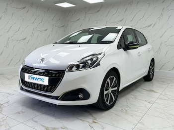 Used Peugeot 208 2016 for sale - 75220962: Photo