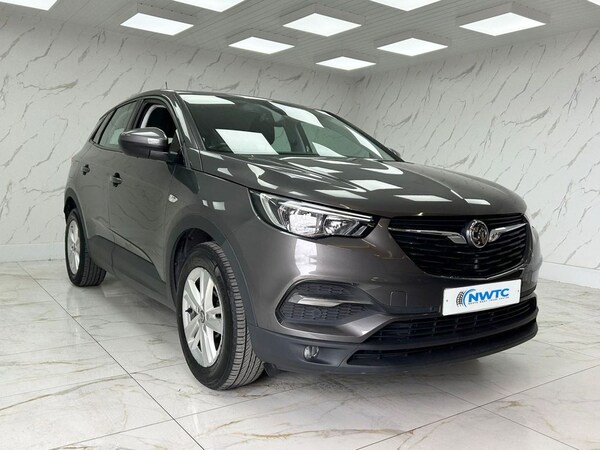Used Vauxhall Grandland X 2018 for sale - 75383806: Photo 2