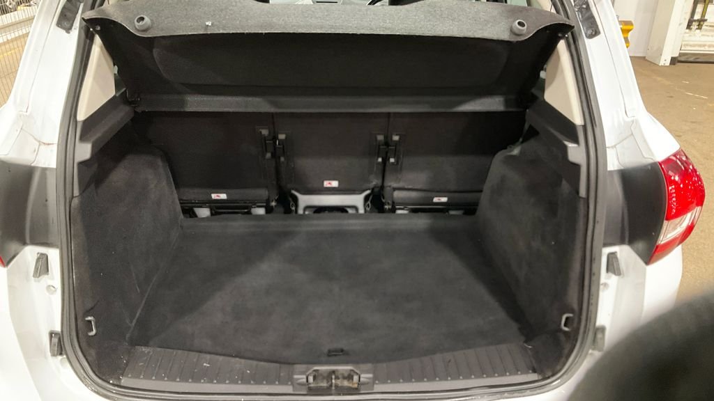 Used Ford C-Max 2015 for sale - 77667671: Photo 15