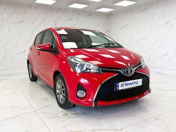 Used Toyota Yaris 2016 for sale - 79422815: Photo