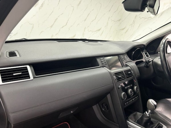 Used Land Rover Discovery Sport 2017 for sale - 76313070: Photo 13
