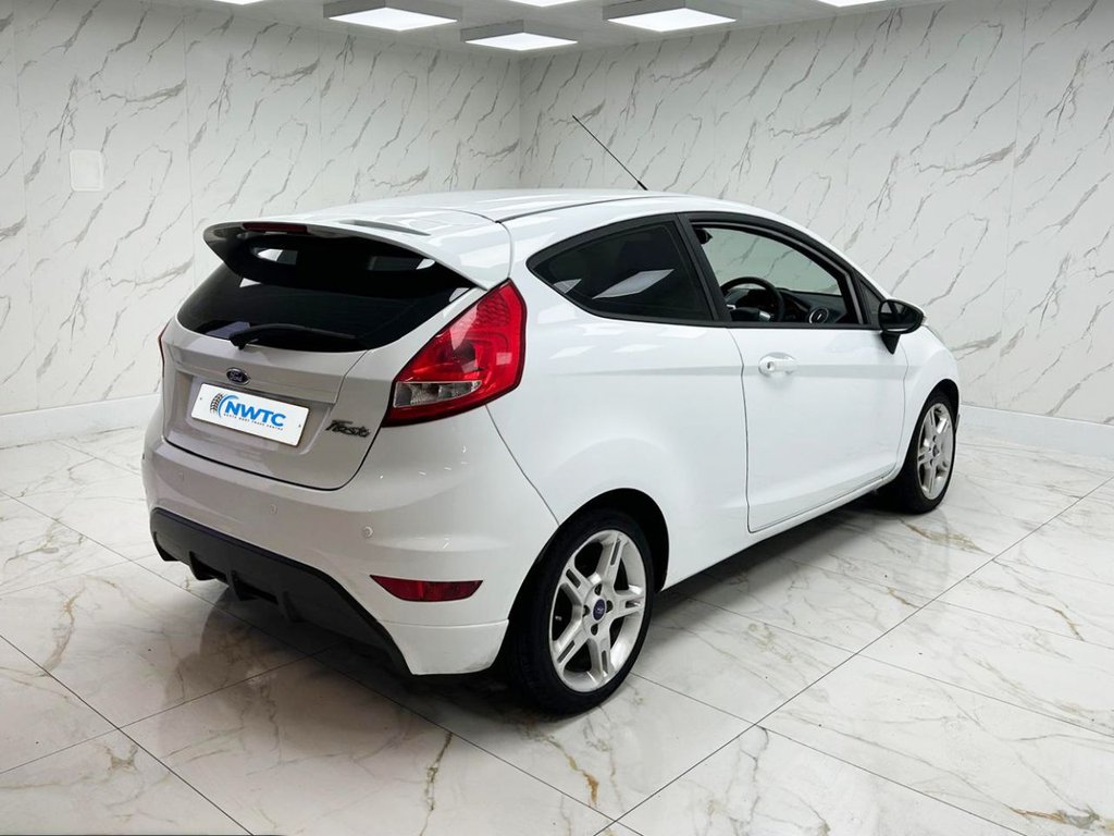 Used Ford Fiesta 2012 for sale - 76867386: Photo 10