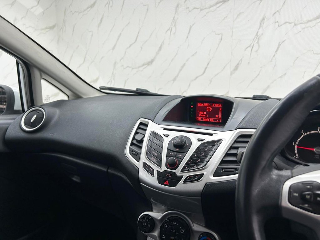 Used Ford Fiesta 2012 for sale - 76867386: Photo 14