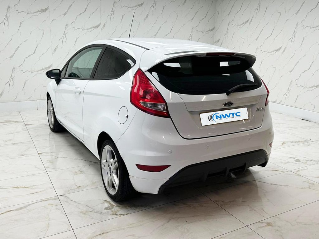 Used Ford Fiesta 2012 for sale - 76867386: Photo 6